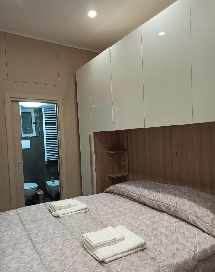 Apartamento A Casa E Annarell Nápoles Exterior foto
