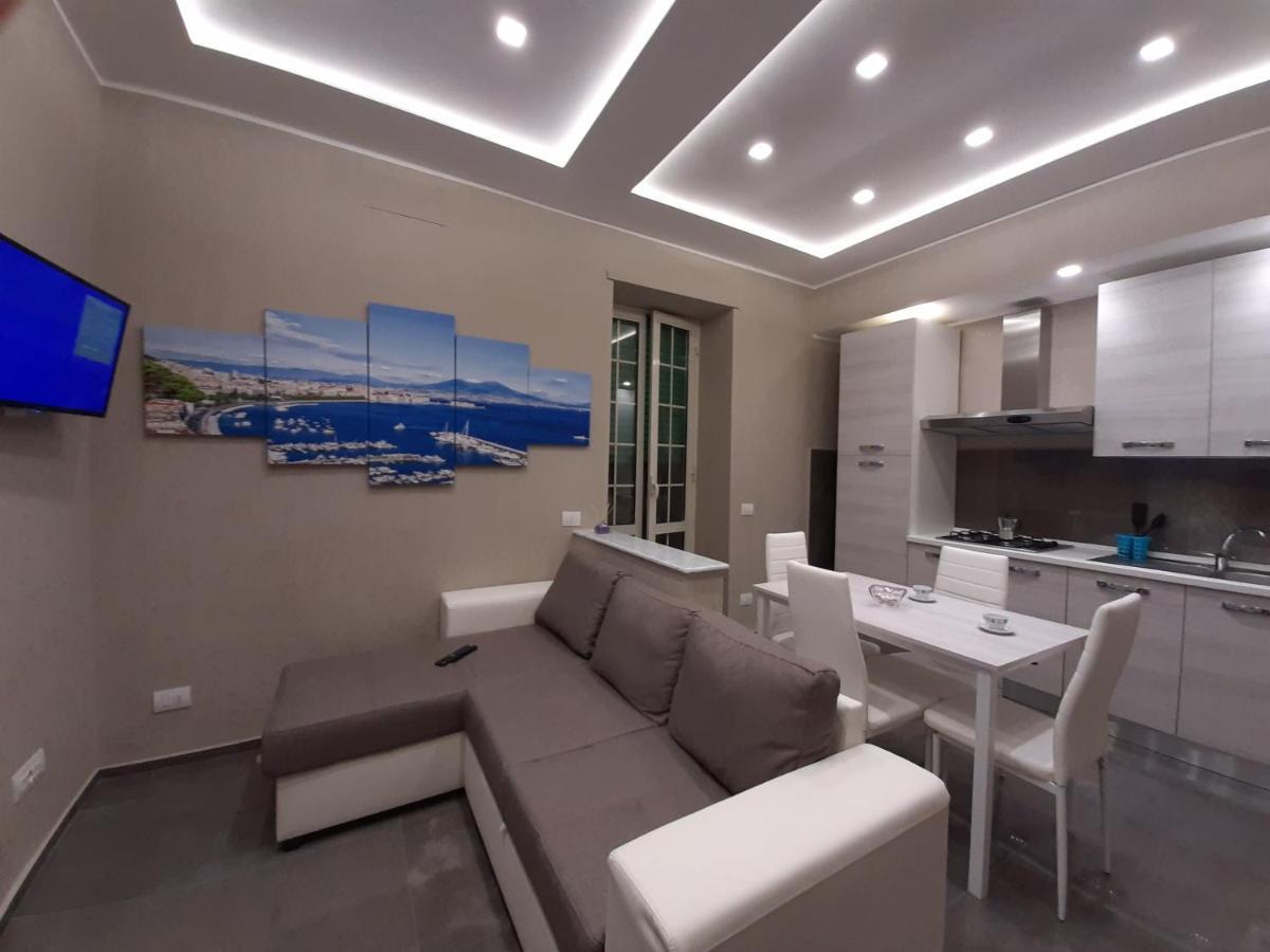Apartamento A Casa E Annarell Nápoles Exterior foto